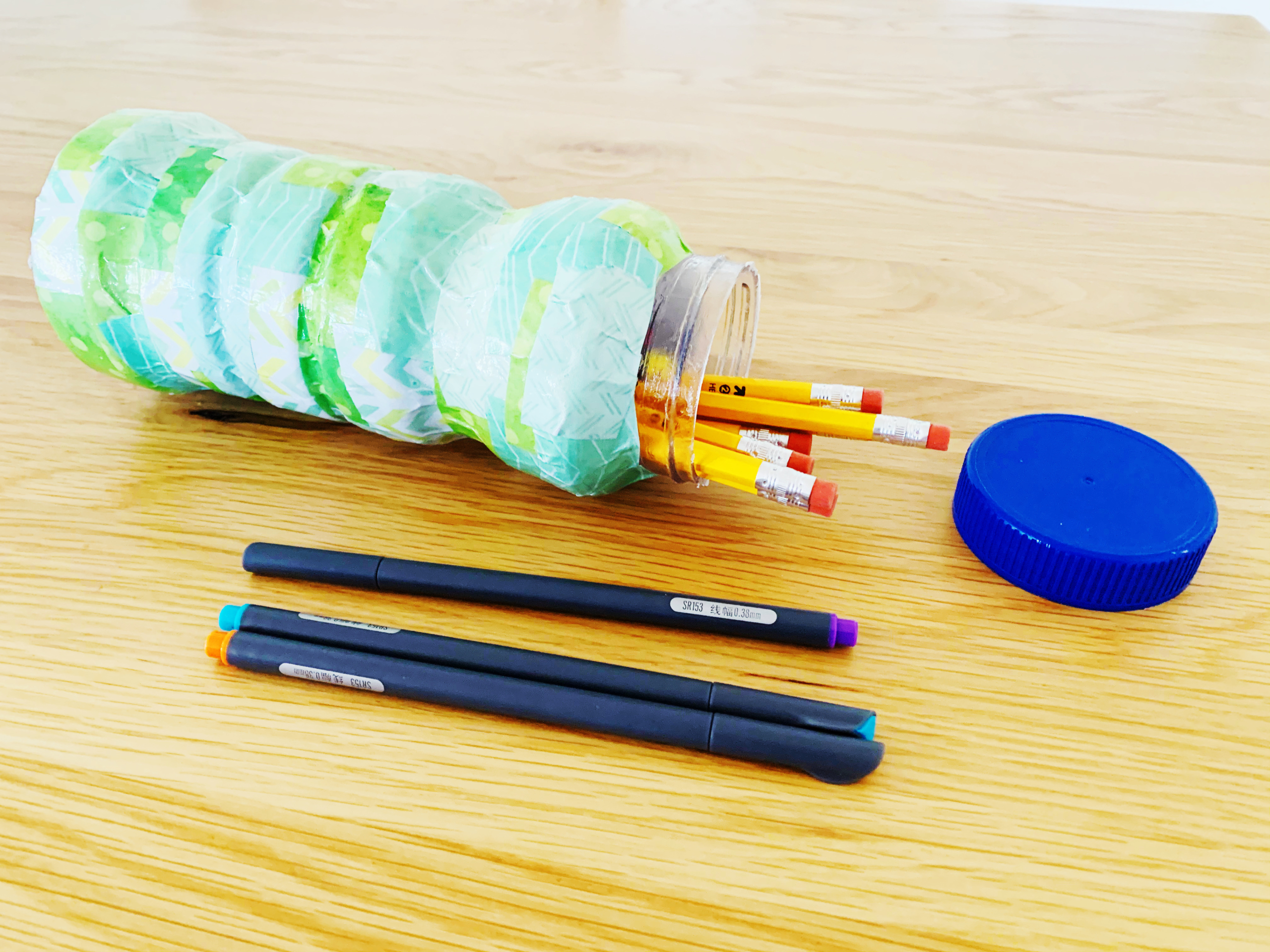 DIY: Recycled Pencil Holder - Maya Smart